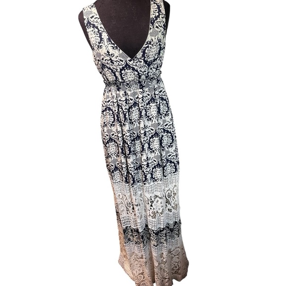 Sunday in Brooklyn Anthropologie Blue Cream and Crochets Lace Maxi Dress Size S - Picture 5 of 9